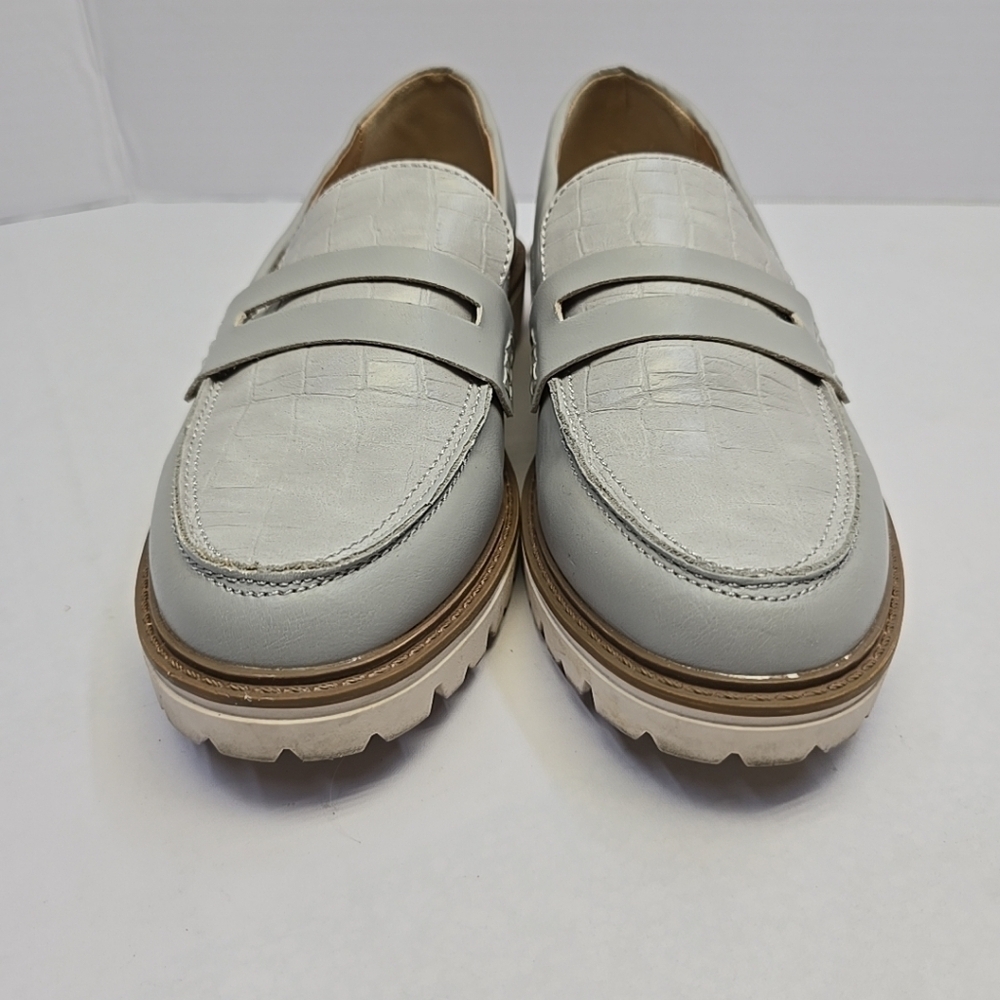 Brinley Co. Women’s Tru Comfort Foam Loafer in Gray Size 8 - Picture 4 of 11